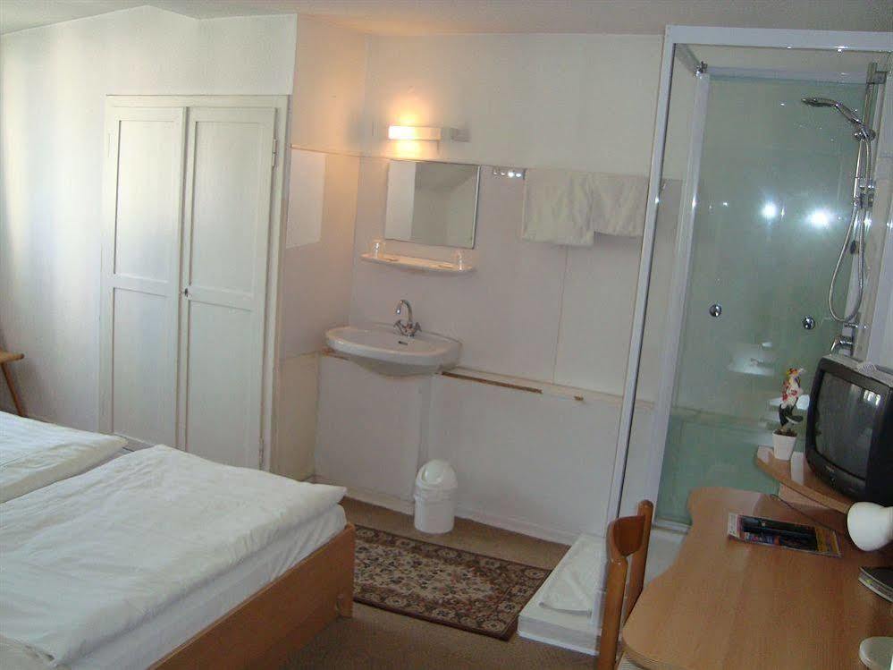 Central Budget Hotel Bonn Dış mekan fotoğraf